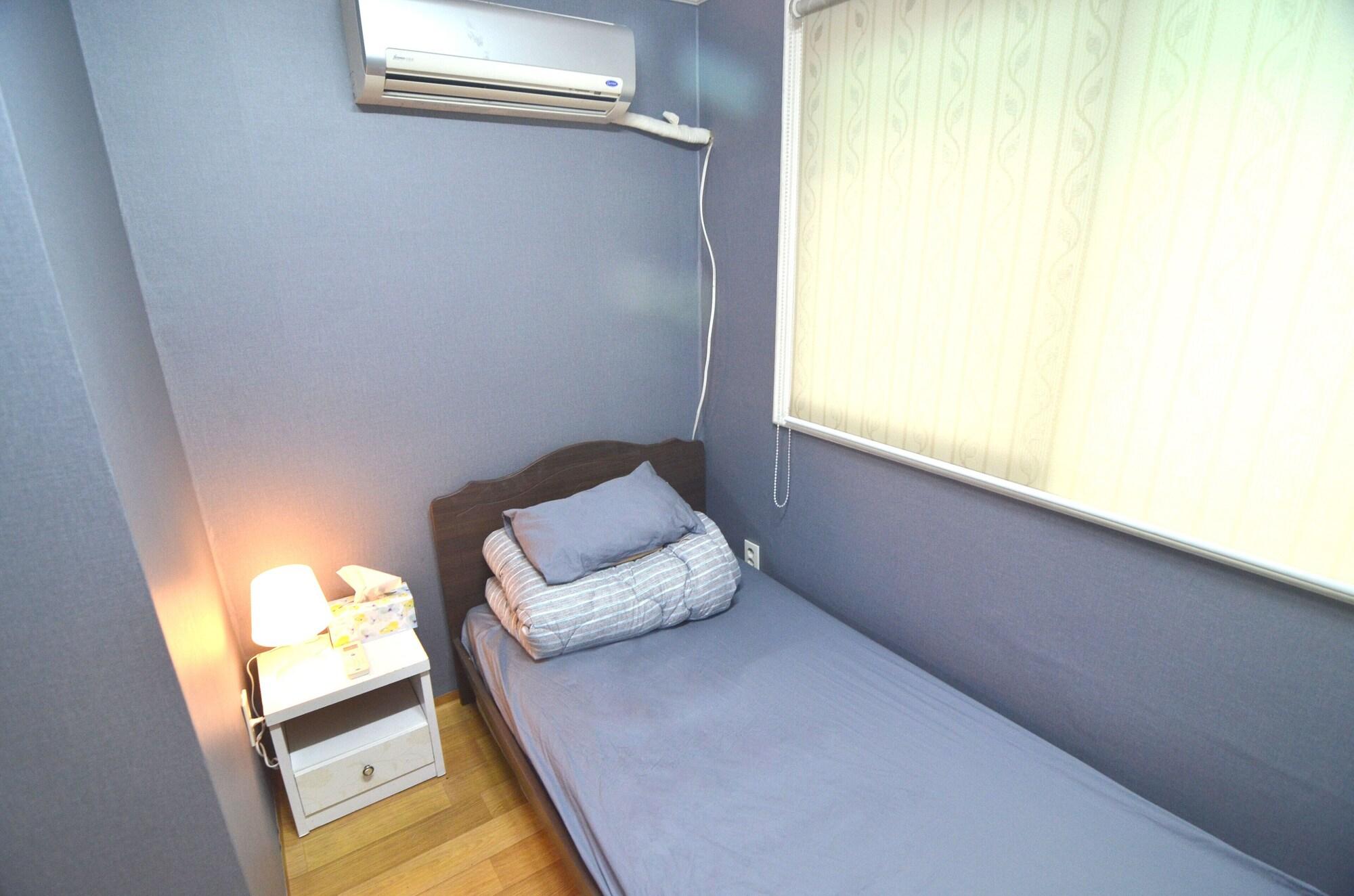 Kimchee Hongdae Guesthouse Seoul Exteriör bild
